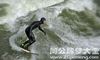 梦见冲浪水流很急