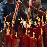 香火的融合变得令人盛了什么?怎么了?