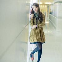 自然的“懒惰母亲”的4岁生日是千里挑选一个富有的母亲，这是非常婚礼。