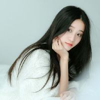 谁是最有可能触摸三角形的？