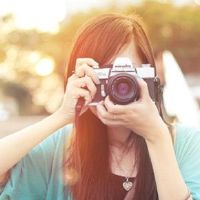 苦恼，总是一个强壮的笑声