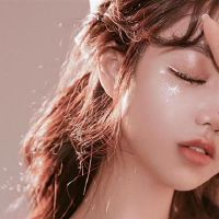 最容易出生于女性的第四个出生的女孩，天生带来昂贵，生活，生活幸福