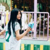 它非常强大，总是谈论人们的长星座。