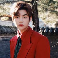 判断25岁的两个人