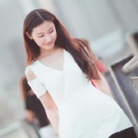 我看到了高价值的一个帅哥，我承诺拼写星座。