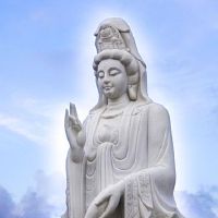 梦想着一位女性菩萨