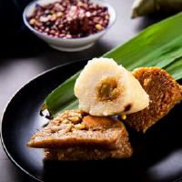 2022年船船节出生的男孩五行缺乏金子吗？哪个词更好？