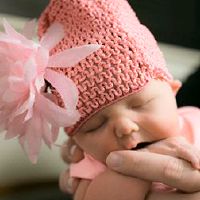 女孩在3月20日,2022年,五个元素