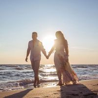 蛇女人和一只绵羊男人怎么样?