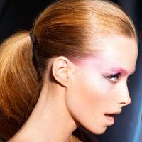 山地火灾中的人最好是什么颜色