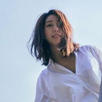 我喜欢有人旅行，我不想和人在一起。