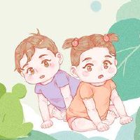 在秋天的那天出生的男性宝宝非常好。