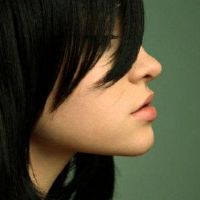 四列八个字符是否好？