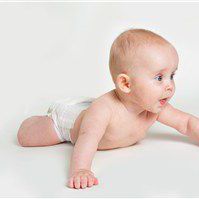 5月3日出生的男性婴儿可以获得获取名称的预防措施