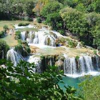 为什么进门不能见客厅 入户门直接对客厅如何处理