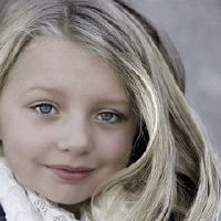 孩子出生生辰八字取名字女孩