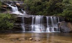 如何查询2020年12月22日出生人的星座及八字？