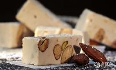 如何通过饮食和职业选择提升属马人发财能力