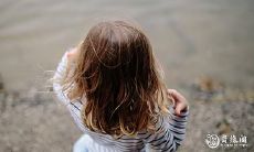 推荐建字旁的字为男孩子取名，选用建字辈的秘诀男宝宝命名灵感大放送！