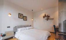 为什么在卧室放置剑这种行为应该避免?有哪些人在家里不应该放置剑?