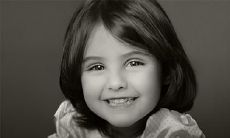 一位出生于2023年5月23日，五行缺乏土属性的男女婴儿，应如何命名？