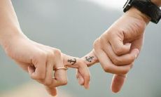 2023年兔年3月27日、28日结婚是否吉利?需要考虑日期、农历、星座和风水等因素的影响