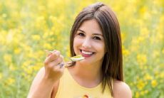 如何让一个生肖女在穿着打扮上惊艳四座并且成功驾驭婆婆们的心理?