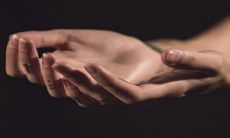 探究婚姻线长度及其对婚姻关系好坏的影响:当三条婚姻线中有两条长度相等时,婚姻将如何发展?