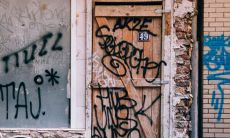 在梦中，我遭遇了一个不速之客：有人擅自闯入我的家里，让我倍感惊恐和不安！