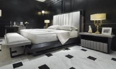 "破解床铺布置误区:床头靠一半墙一半窗已不再是优选,摆放床铺需严谨讲究".