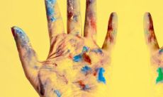 揭秘亿万富翁的财运密码：自信、机智、决断——三角形手相与手纹线的发财特征解析