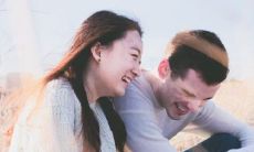 揭示女性即将财务状况变好的迹象：湧现幸运符号和转运征兆