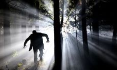 做梦梦见身体死亡但灵魂仍存，那么这个梦境预示着什么？