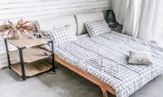 床头靠窗的人是否可以通过拉上窗帘来缓解问题？床头靠窗的人面临着哪些风险？