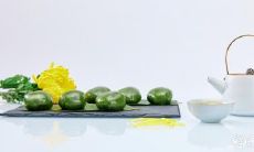 2023年2月8日至10日,是否适合举办一个隆重精彩的满月酒庆祝活动?