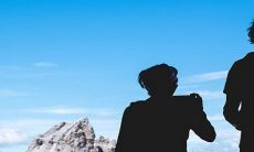 探讨未来财富之路:揭秘生日命理必富必贵的八字