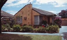 床头在窗户下的利弊分析以及如何最佳摆放床头