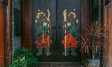 迁坟后是否能立即返回家中?探讨迁坟的传统要求与文化含义