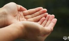 女性手部形态像鸡爪命运是否有利？女性幸福手相是怎样的？