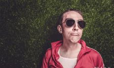 女性面相研究:额头凸显揭示的“龙骨”特征