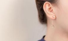 右眉尾有痣的女性命运分析：依痣言富或贵，右眉痣与财富上升或地位晋升息息相关