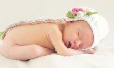 如何根据五行缺火，为2023年正月初五出生的男孩和女孩命名？