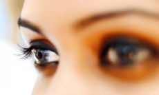 不同时辰的女性运势解析:星期三左眼皮跳表示什么吉兆?