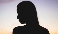 女性面部可能存在的不良痣迹以及其相应的面相解读