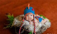 探讨2022年十二月十四日出生的五行缺金、火和土元素的男孩女孩姓名选择