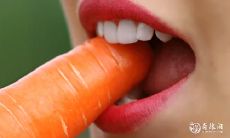 分析:上唇薄而下唇厚的女性面相如何,以及带唇珠女性的相面分析