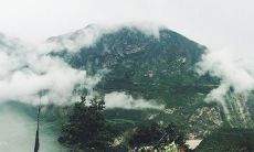 通过解读山风蛊卦,探究其对人生的寓意和指示