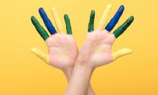 手掌厚实的女人是否具备优秀的性格特质？手掌厚实作为一个生理特征，背后暗含着哪些重要的象征意义？