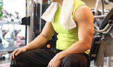 肚子上长有痣的人,或许有机会在一生中迎来财富和荣耀