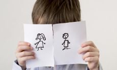 如何从手相中发现夫妻必离婚的特征,并探讨如何正确地解读这些迹象以预测婚姻破裂的可能性?